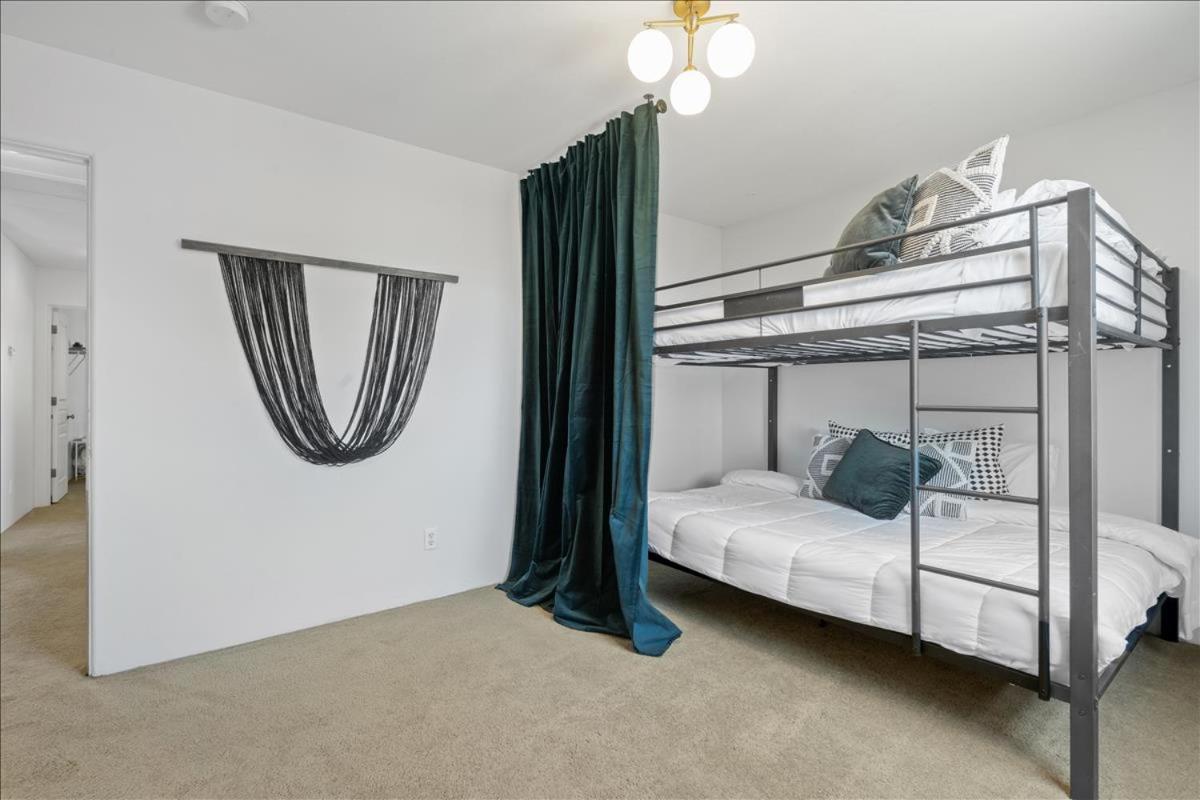 5 Bedroom 4 Bath Boutique Home Premium Location + Heated Pool Option Glendale Exterior foto